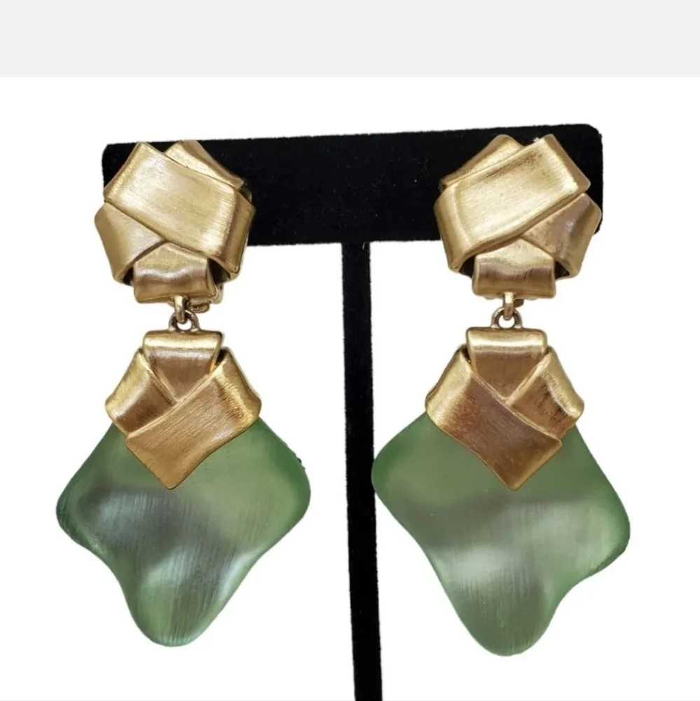 Vintage SIGNED Alexis Bittar Earrings 1990s Seafoam Green Lucite /Resin Matte Go - Picture 1 of 9